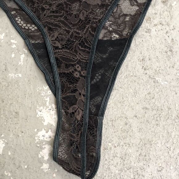 Vintage Calvin Klein Collection bodysuit - Picture 5 of 6